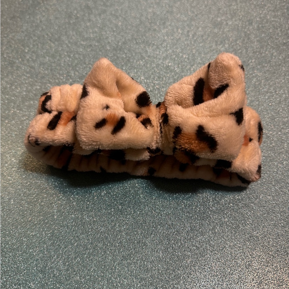 Cheetah print headband